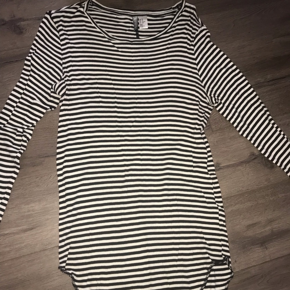 Divided Men’s top